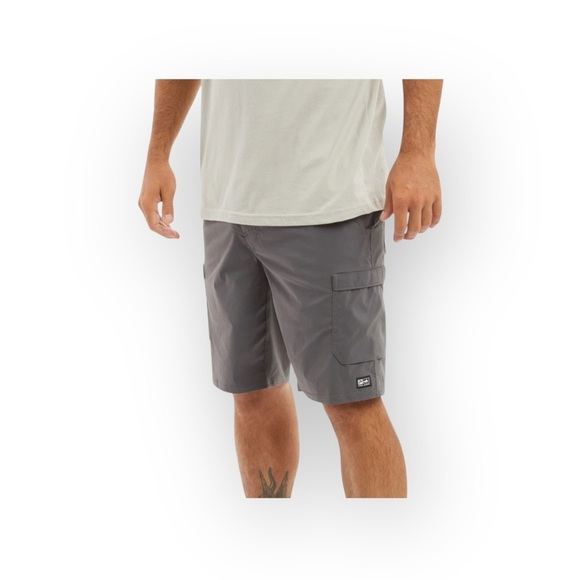 Pelagic® 𓆝 Madeira 20” Outseam Flat Cargo Hybrid Fishing Shorts 𓆝 Graphite 38 - Picture 14 of 16